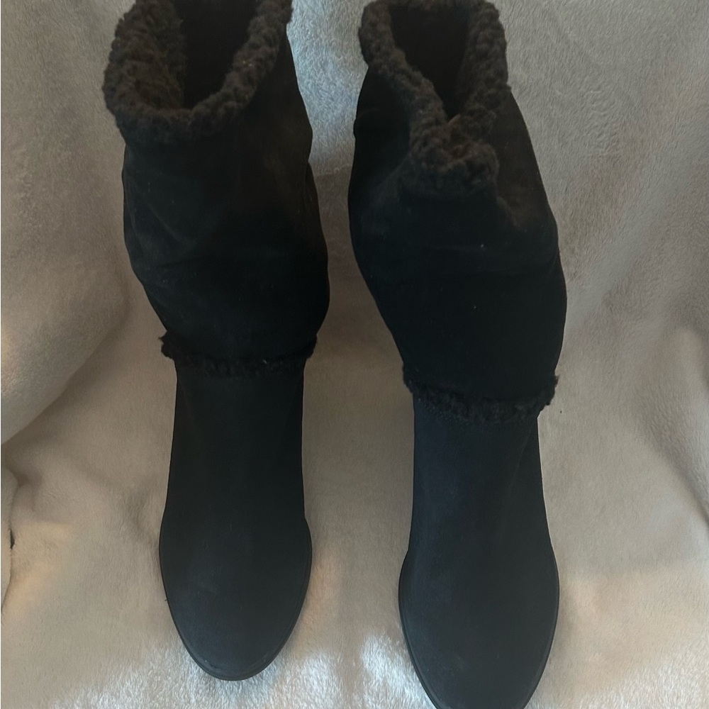 10M Anne Klein Sport Black Winter Boots with Plush Trim